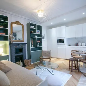 super-cozy-parisian-flat-v90.fr-paris.fr/